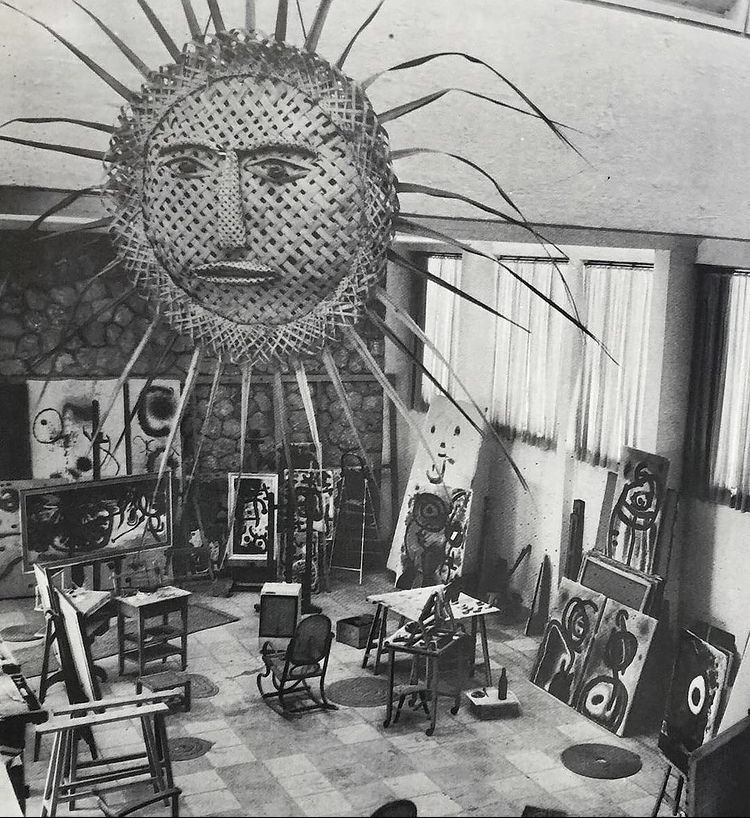 13 La Tour d Argent Atelier de Joan Miro à Majorque construit par larchitecte Josep Lluis Sert en 1956