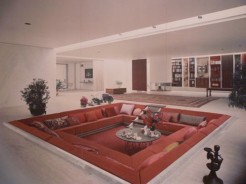 25 Conversation Pit 1960s DR
