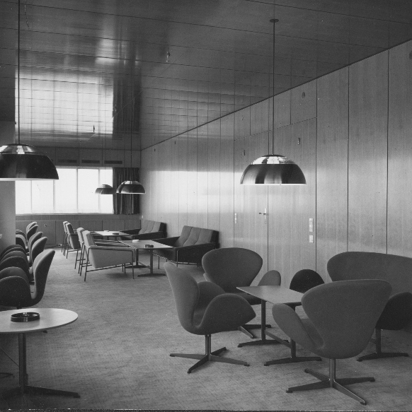 36 SAS Royal Hotel Copenhagen Arne Jacobsen