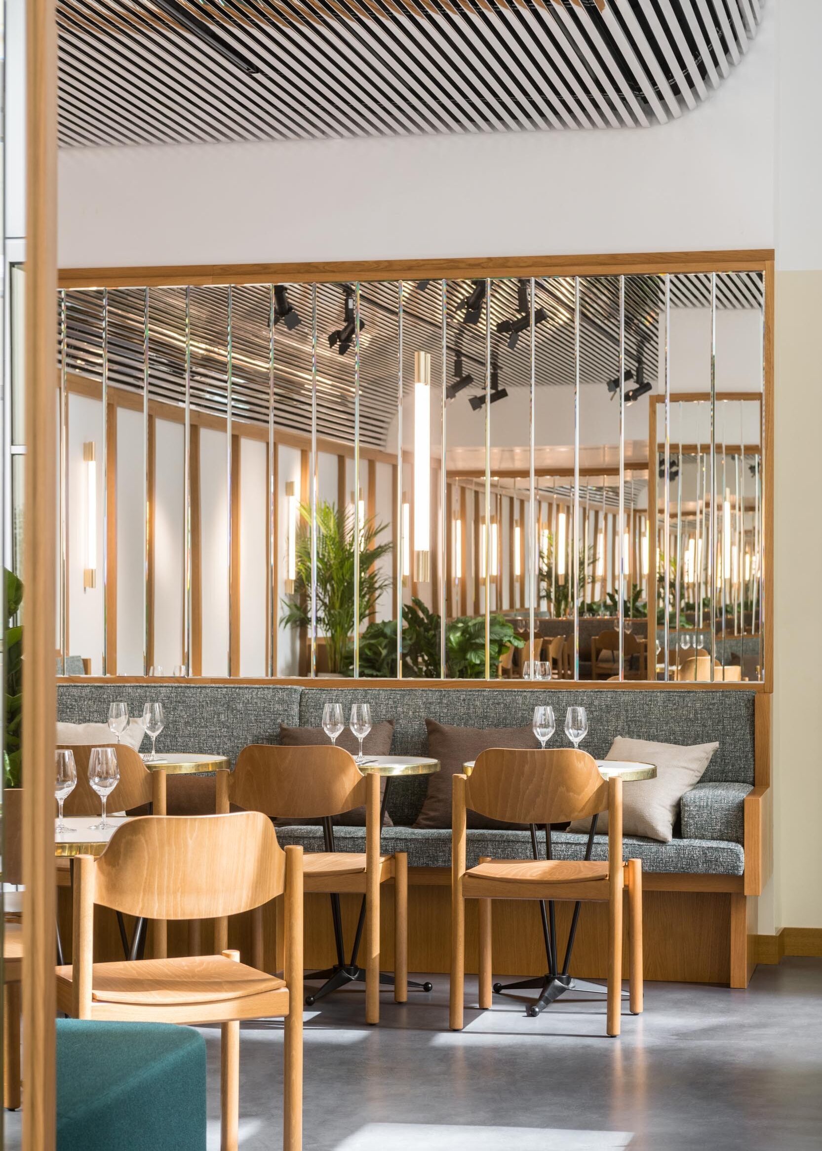 4 Franklin Azzi The Bureau Valerio Geraci