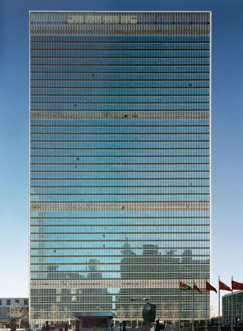 07 United Nations Headquarters, Wallace Harrison, le Corbusier and Oscar Niemeyer, 1951 DR
