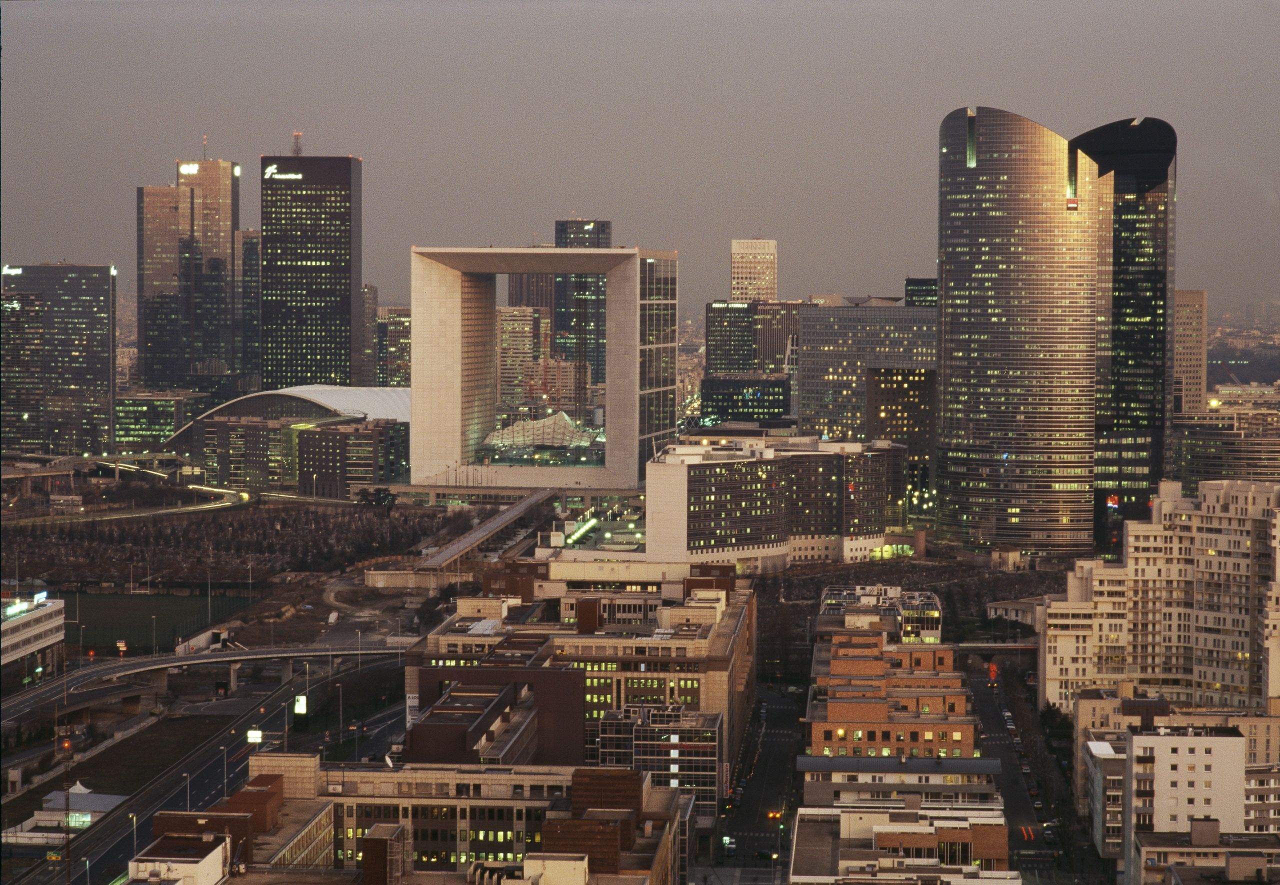 4 La Grande Arche de la Défense DR